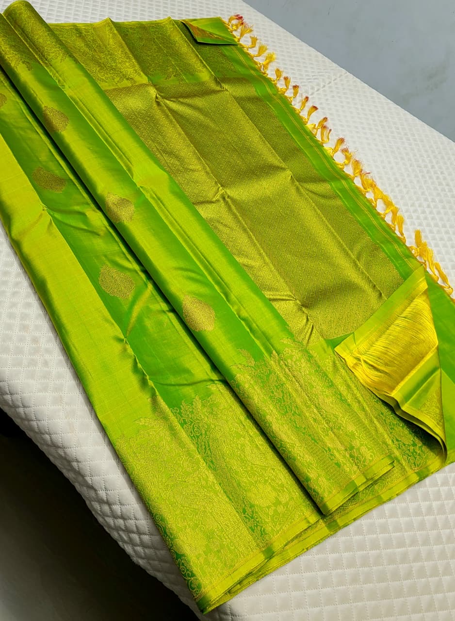 Classic Light Green 2gm Zari Kanchipuram Handloom Silk Saree SS26287