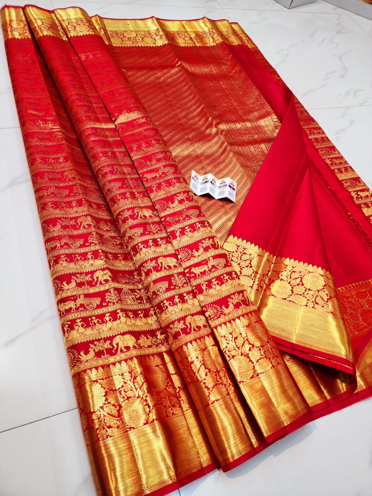 Classic Red Bridal Elegance Kanchipuram Handloom Silk Saree SS26073
