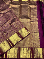 Load image into Gallery viewer, Classic Wine Red Bridal Elegance Kanchipuram Handloom Silk Saree SS26882
