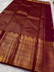 Classic Berry Pink Elegance Kanjivaram Handloom Silk Saree SS23371