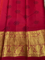 Load image into Gallery viewer, Hand Drawn Pen Kalamkari 2 gm Zari Elegance Kanchipuram Handloom Silk Saree SS20559
