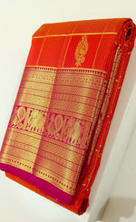 Load image into Gallery viewer, Classic Orange &amp; Rani Pink 2gm Zari Vaira Oosi Elegance Kanchipuram Handloom Silk Saree SS25268
