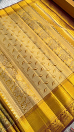 Load image into Gallery viewer, Classic Gold Bridal Elegance Kanchipuram Handloom Silk Saree SS28017
