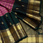 Load image into Gallery viewer, Classic Rose Pink &amp; Bottle Green Elegance Kanchipuram Handloom Silk Saree SS28106
