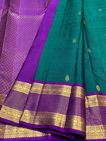 Load image into Gallery viewer, Classic Timber Green &amp; Vadamalli 2gm Zari Elegance Kanchipuram Handloom Silk Saree SS24701
