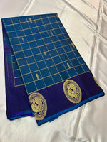 Load image into Gallery viewer, Classic Prussian Blue &amp; Navy Blue Elegance Kanchipuram Handloom Silk Saree SS23788
