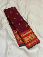 Load image into Gallery viewer, Classic Garnet Red &amp; Orange 1gm Zari Vintage Elegance Kanchipuram Handloom Silk Saree SS26992
