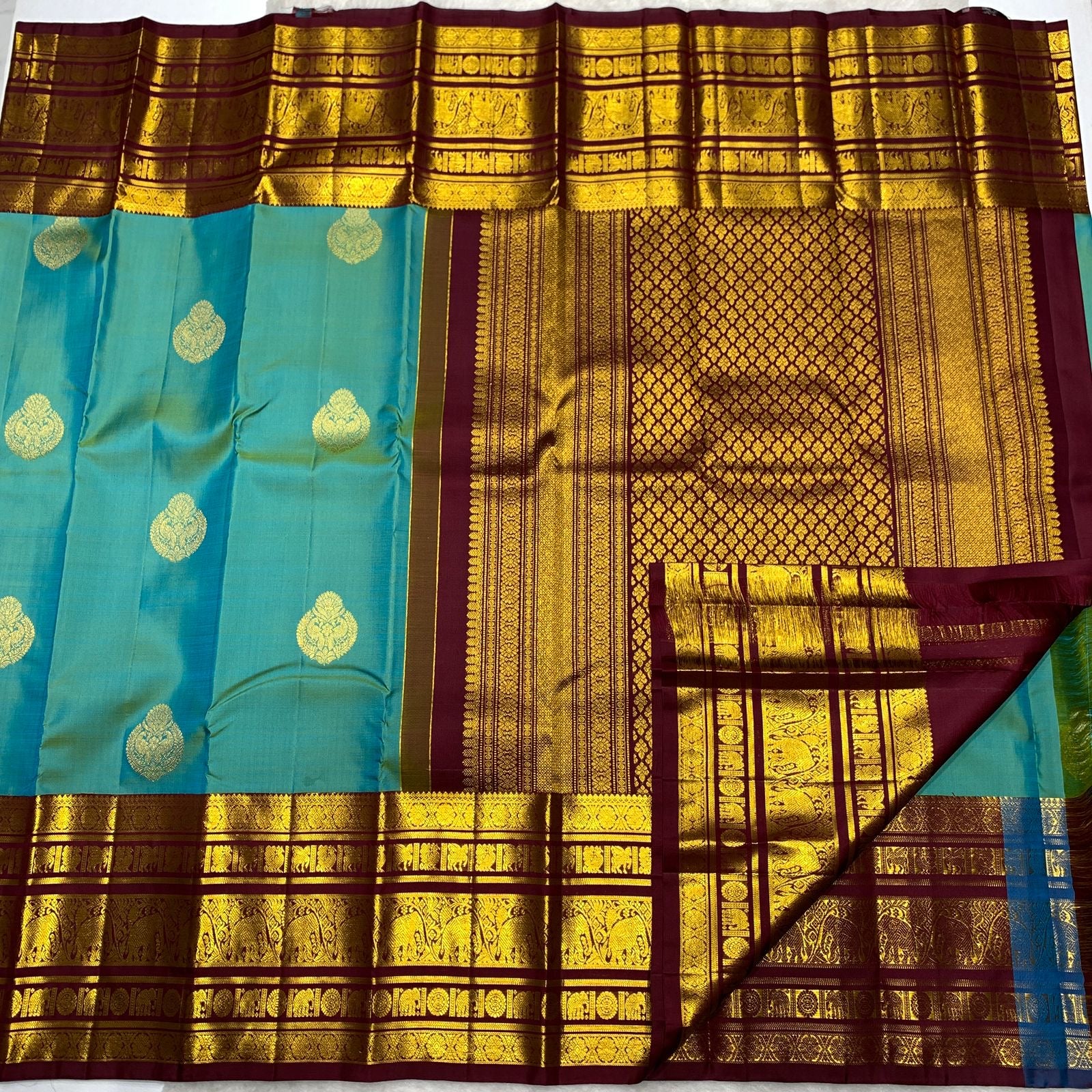 Classic Peacock Green & Coffee Brown 2gm Zari Kanchipuram Handloom Silk Saree SS25827