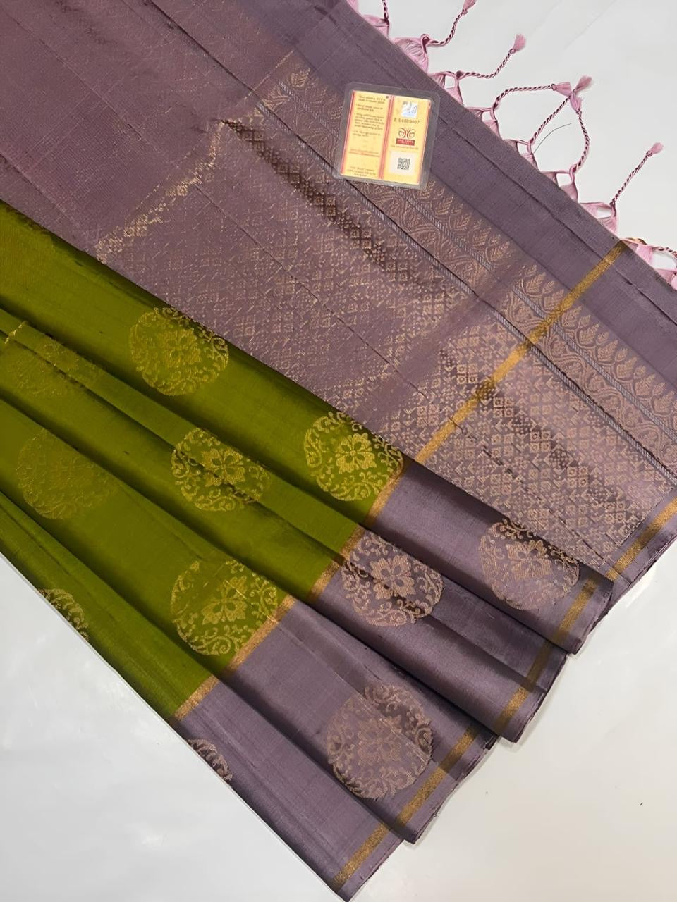 Classic Olive Green & Mauve Double Warp Elegance Handloom Soft Silk Saree SS23209