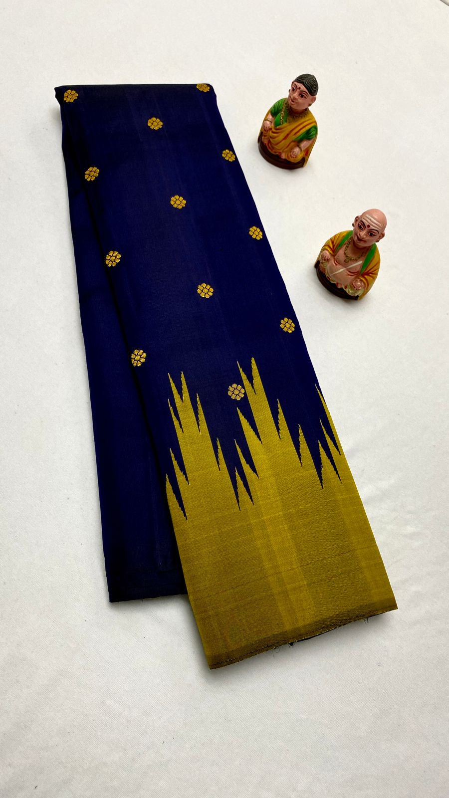 Classic Royal Blue Korvai Temple Kanchipuram Handloom Silk Saree SS25857