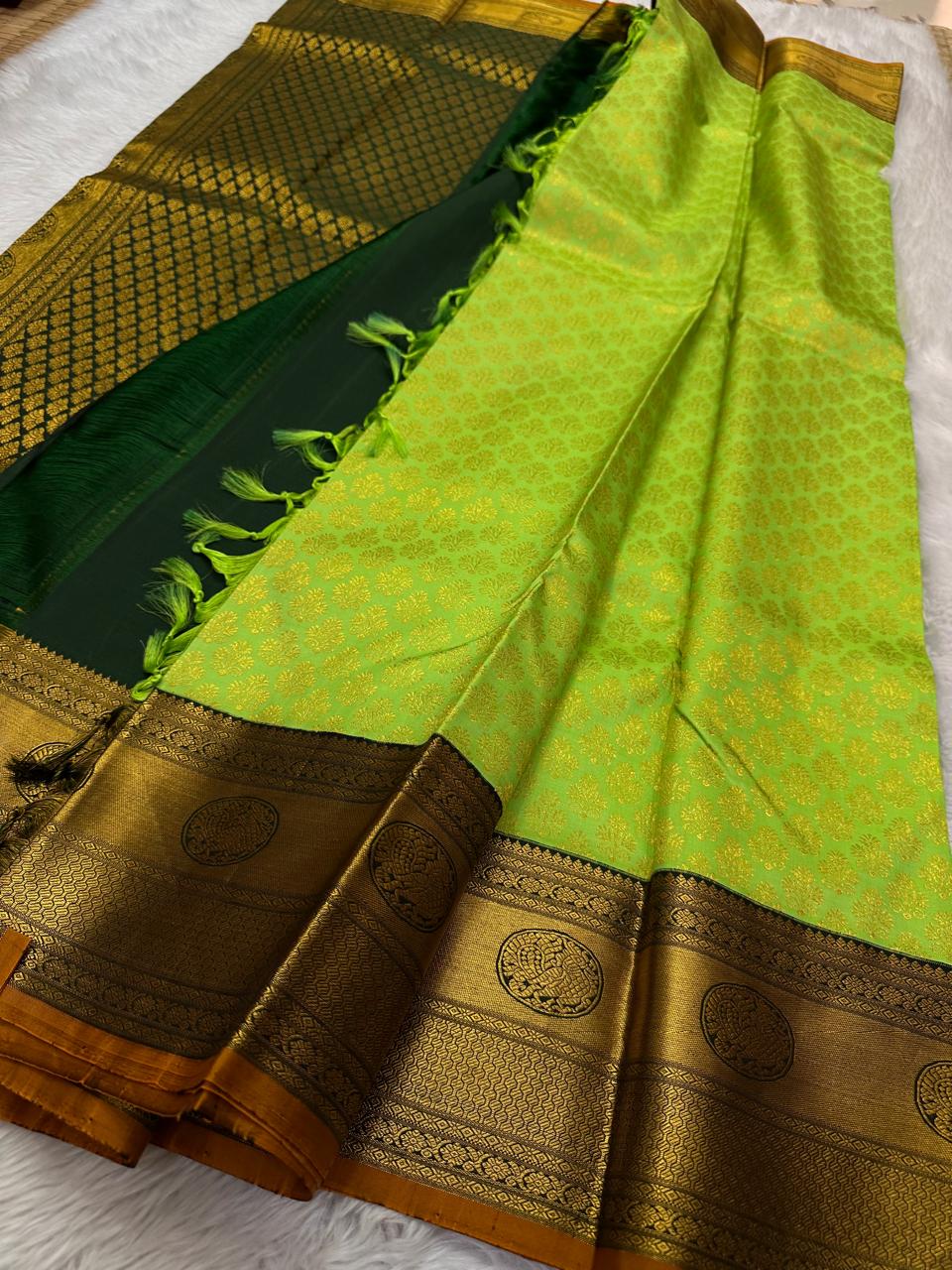 Classic Lime Green 2gm Zari Brocade Bridal Elegance Kanchipuram Handloom Silk Saree SS26399