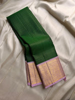 Load image into Gallery viewer, Classic Green &amp; Baby Pink Kanchipuram Handloom Silk Saree SS26029
