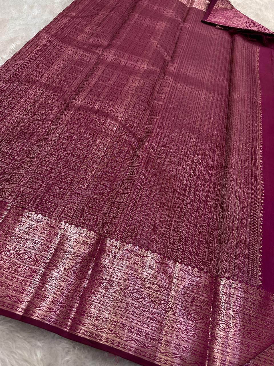 Classic Onion Pink Bridal Elegance Kanchipuram Handloom Silk Saree SS25906