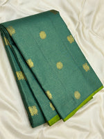 Load image into Gallery viewer, Classic Parrot Green 2gm Zari Vaira Oosi Kanchipuram Handloom Silk Saree SS26043
