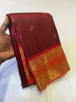 Load image into Gallery viewer, Classic Maroon &amp; Red 2gm Zari Elegance Kanchipuram Handloom Silk Saree SS27383
