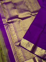 Load image into Gallery viewer, Classic Jam Purple &amp; Plum 2gm Zari Kanchipuram Handloom Silk Saree SS25986
