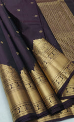 Load image into Gallery viewer, Classic Aubergine Elegance Handloom Soft Silk Saree SS26492
