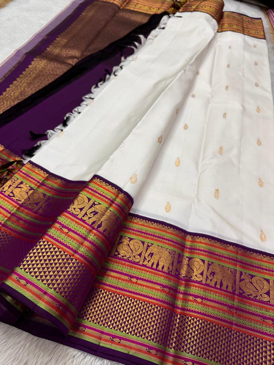 Classic White & Berry Plum 2gm Zari Korvai Elegance Kanchipuram Handloom Silk Saree SS23732