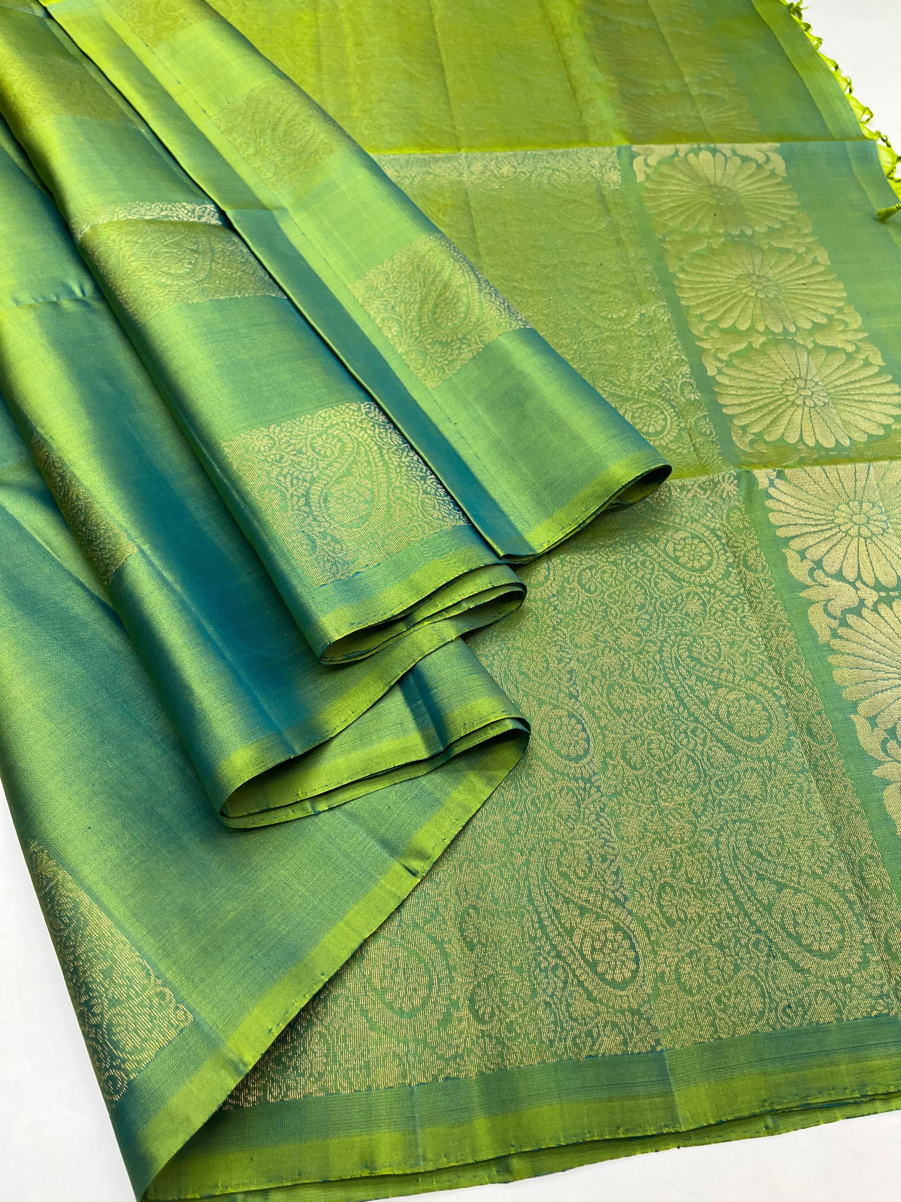 Classic Spring Green Elegance Handloom Soft Silk Saree SS24150