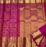 Load image into Gallery viewer, Classic Deep Magenta Pink 2gm Zari Elegance Kanchipuram Handloom Silk Saree SS27511
