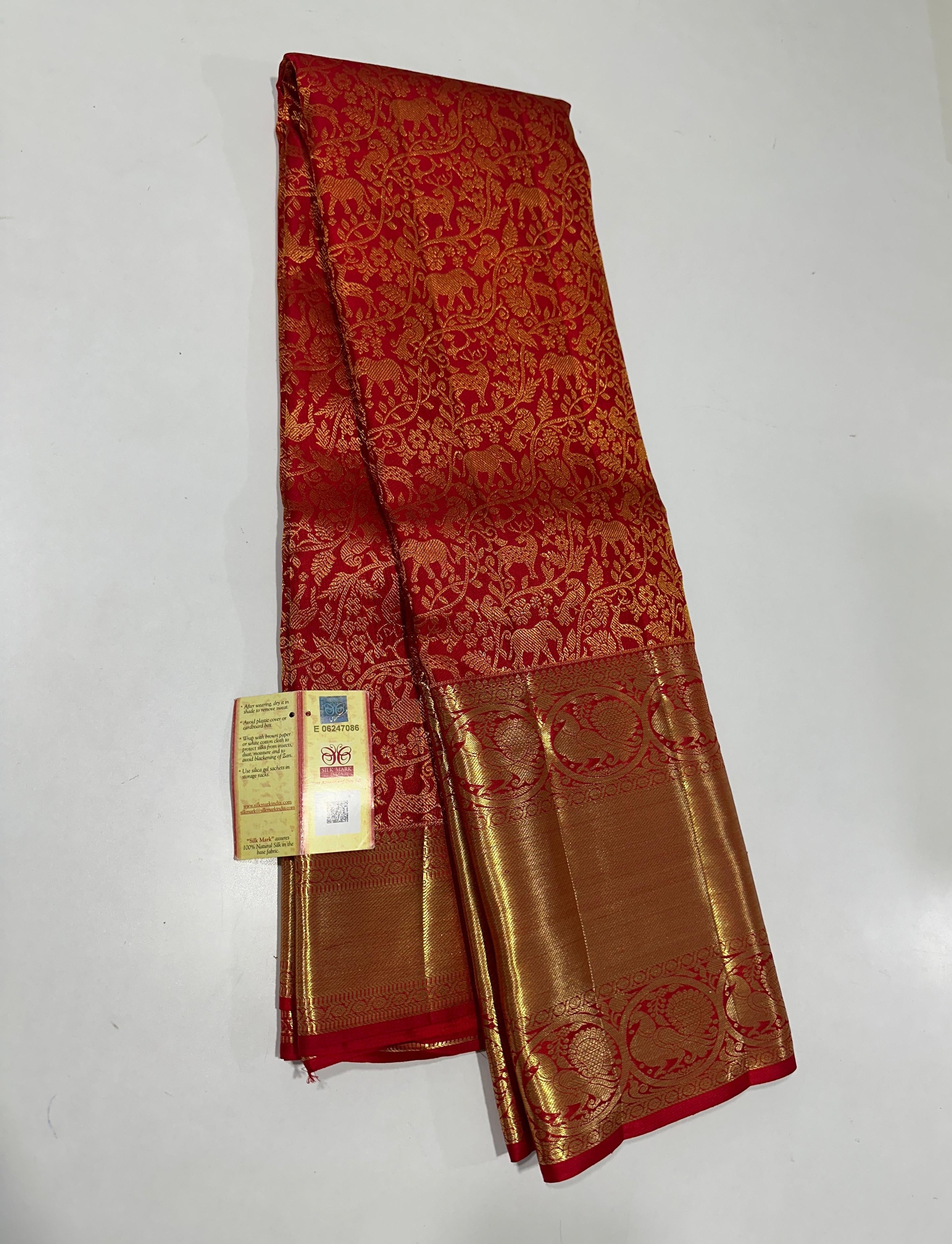 Classic Carmine Red Bridal Elegance Kanchipuram Handloom Silk Saree SS24836