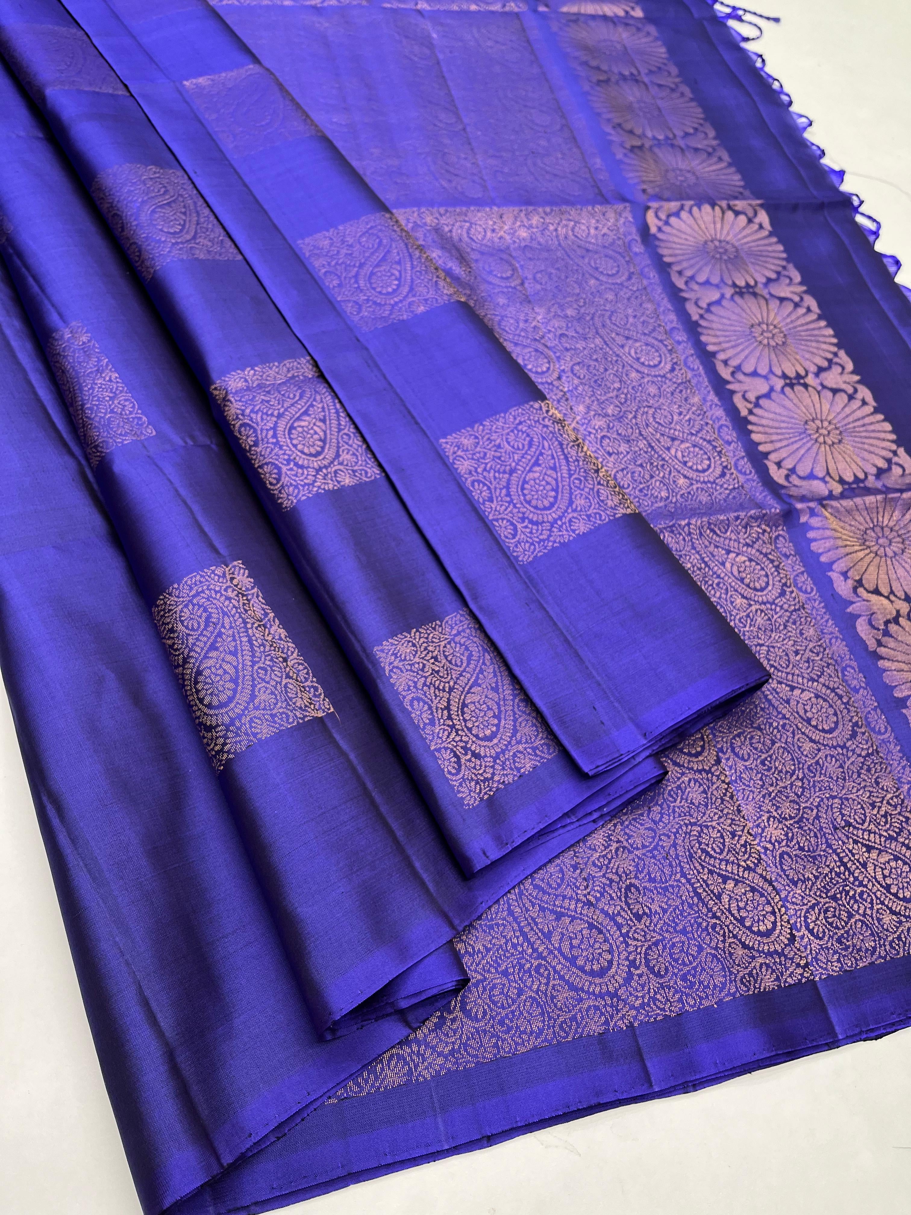 Classic Violet Elegance Handloom Soft Silk Saree SS24153