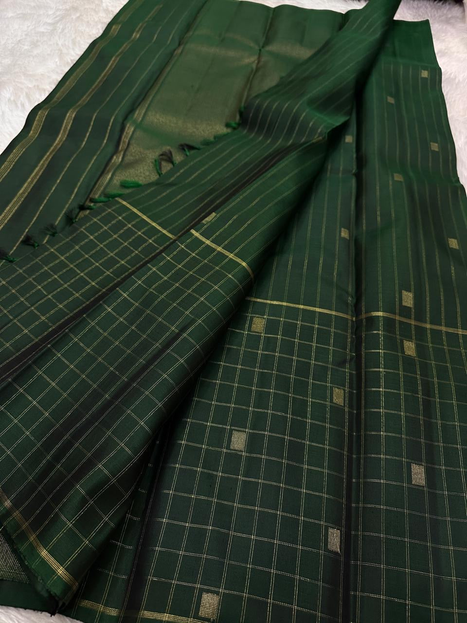 Classic Pine Green 4 gm Gold & Silver Kanchipuram Handloom Silk Saree SS26088