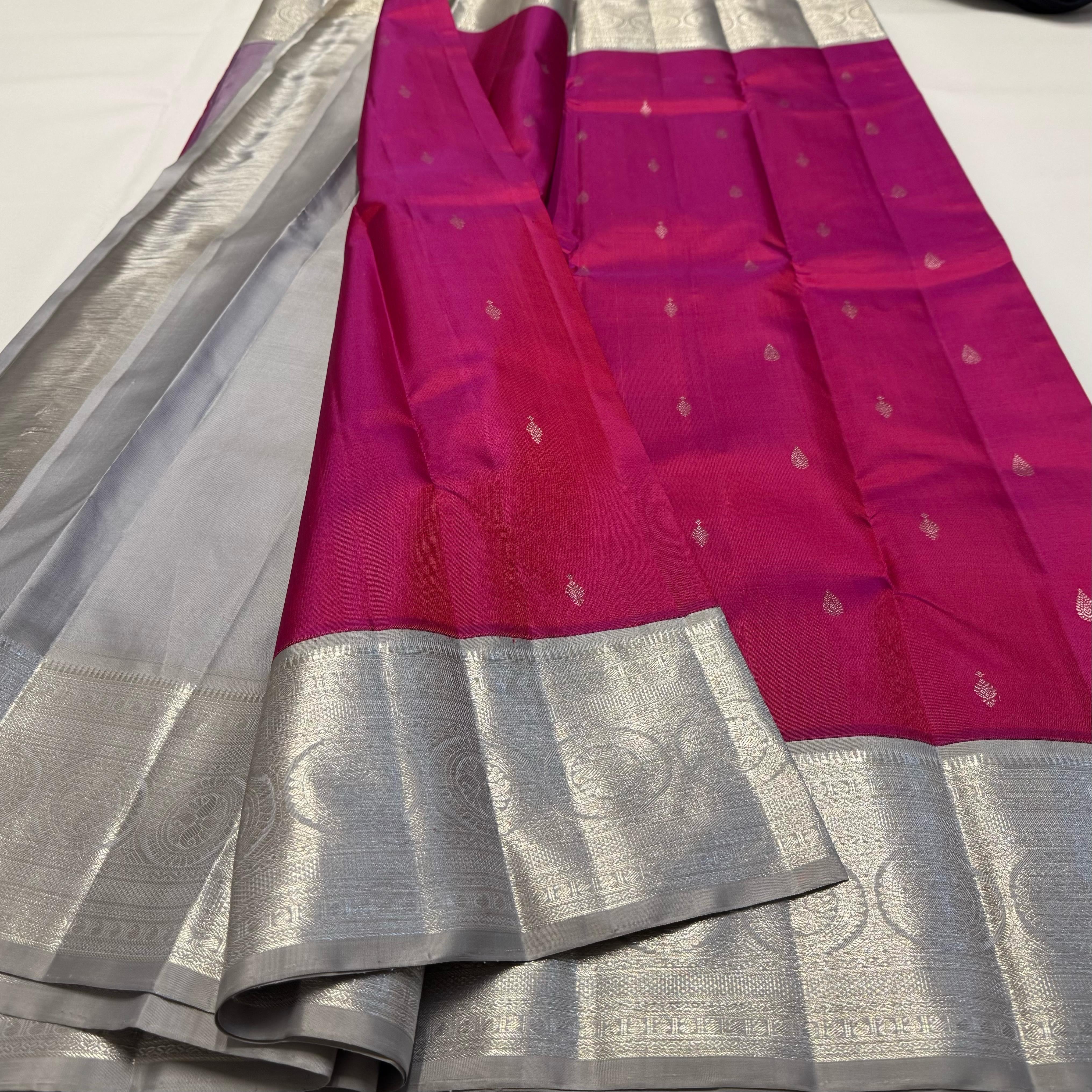 Classic Pink & Silver Grey 2gm Zari Elegance Kanchipuram Handloom Silk Saree SS24470