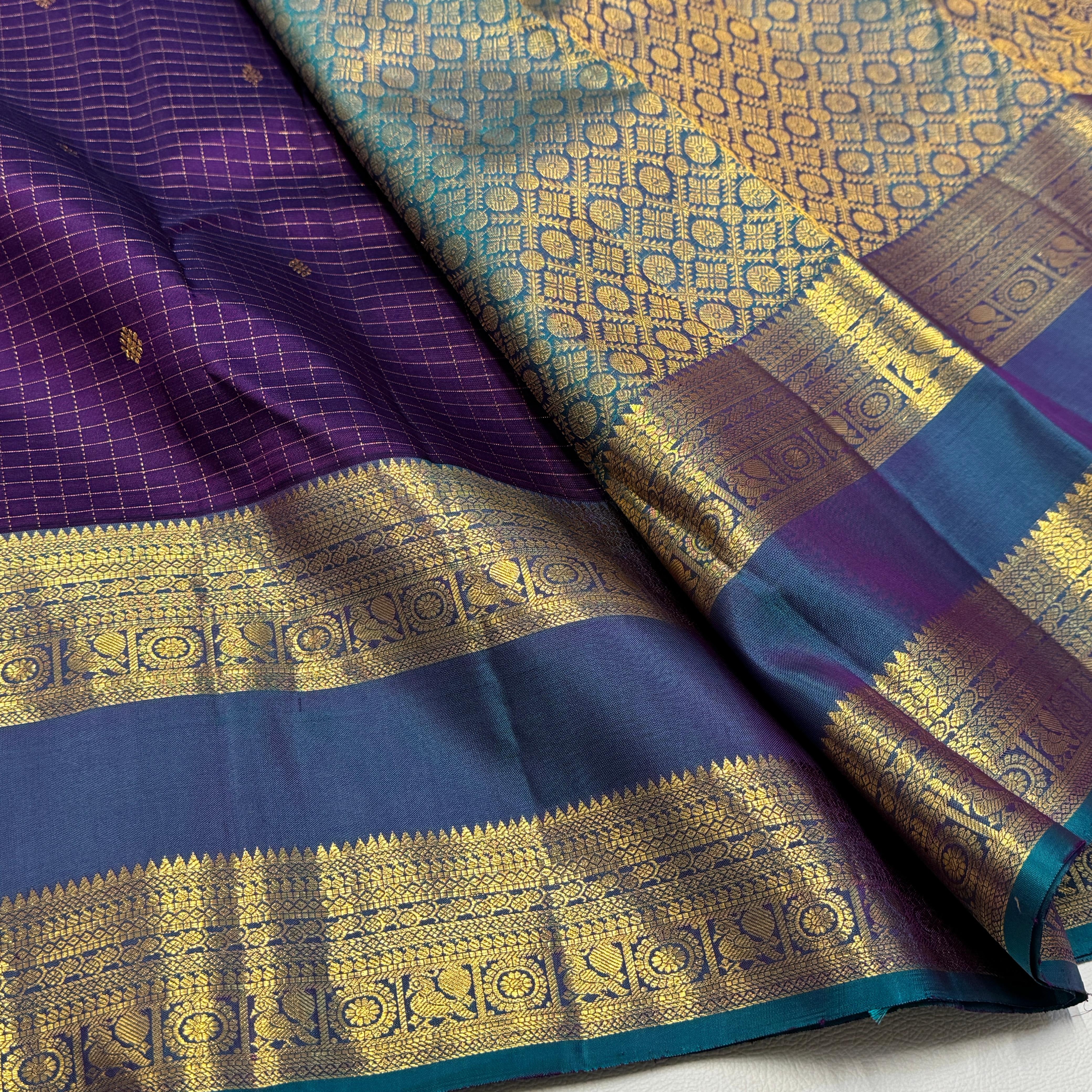 Classic Berry Violet & Teal Blue Vaira Oosi 1gm Zari Elegance Kanchipuram Handloom Silk Saree SS23584