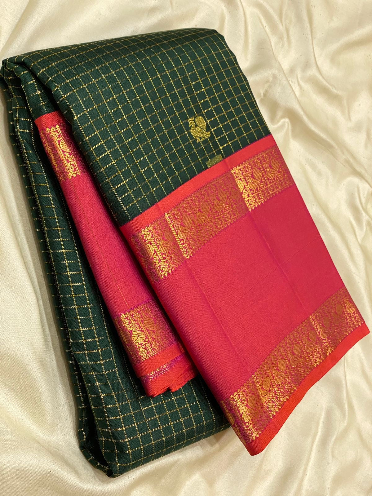 Classic Bottle Green & Brick Rose 2gm Zari Vaira Oosi Elegance Kanchipuram Handloom Silk Saree SS25330