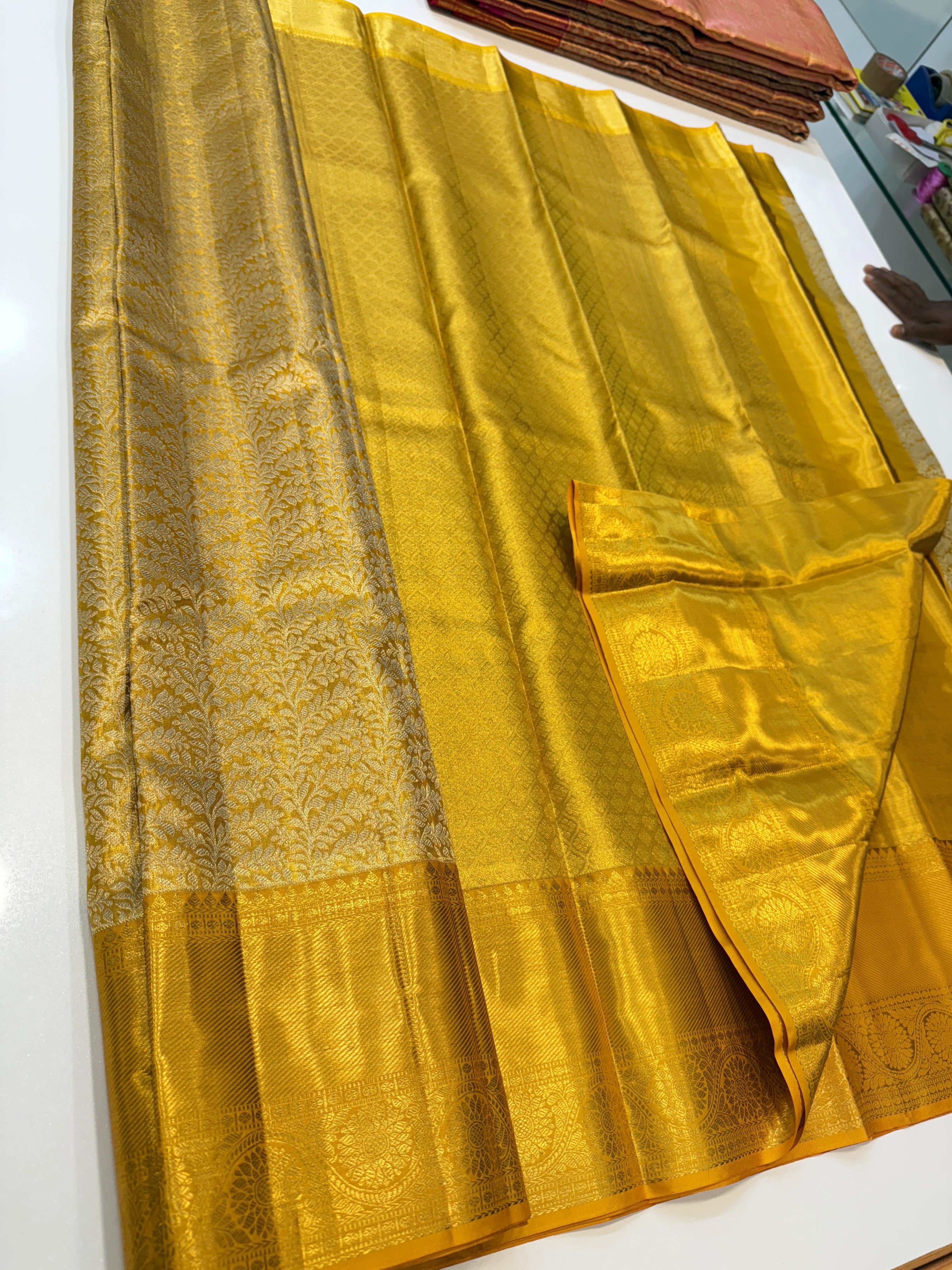Classic Golden Yellow Bridal Elegance Kanchipuram Tissue Handloom Silk Saree SS26006