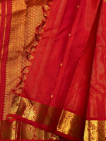 Load image into Gallery viewer, Classic Red 2gm Zari Vaira Oosi Kanchipuram Handloom Silk Saree SS26515
