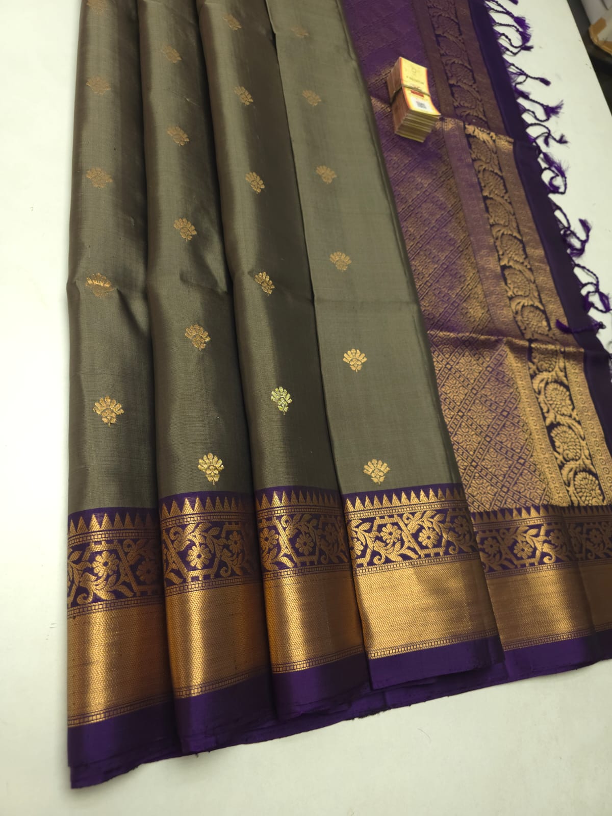 Classic Cement Grey & Violet Double Warp Elegance Handloom Soft Silk Saree SS26692