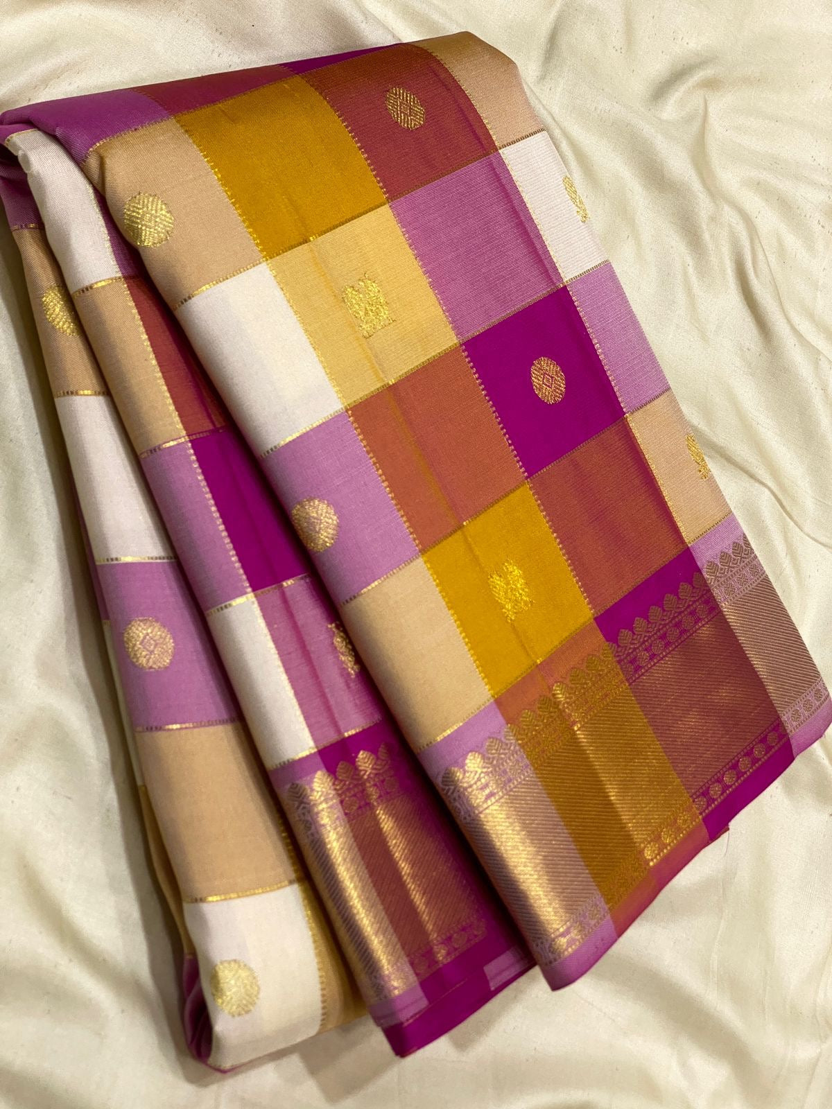 Classic Cream & Yellow Wine Red Butta Kanchipuram Handloom Silk Saree SS26032