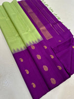 Load image into Gallery viewer, Classic Light Green &amp; Vadamalli Kanchipuram Handloom Silk Saree SS26330
