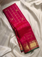 Load image into Gallery viewer, Classic Brick Pink &amp; Forest Green Elegance Kanchipuram Handloom Silk Saree SS24543
