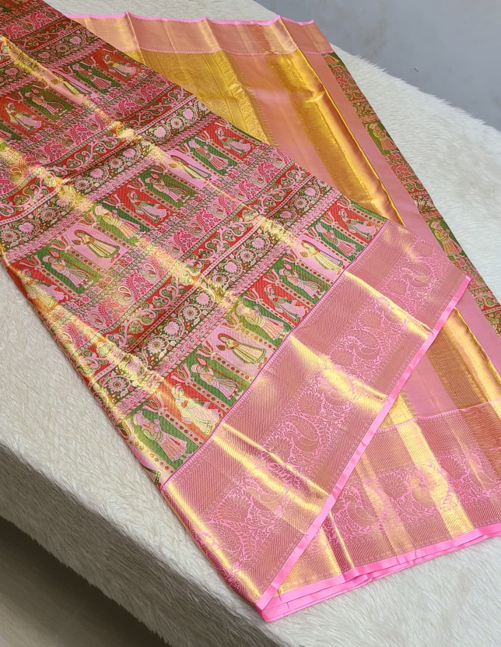 Classic Light Pink 3gm Zari 4D Mogal Designed Bridal Elegance Kanchipuram Handloom Silk Saree SS26544