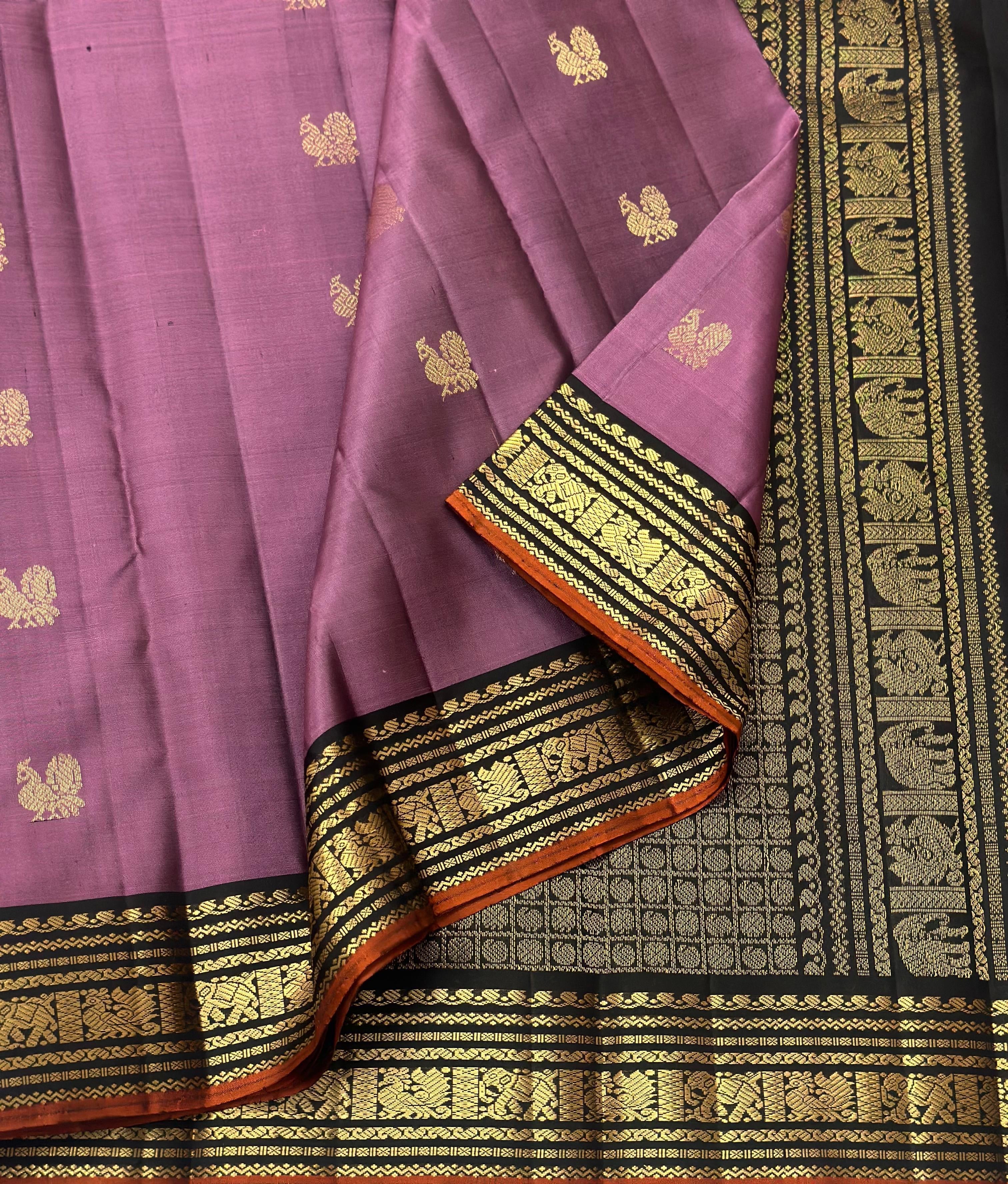 Dark Mauve Plum & Black 1gm Zari Elegance Kanchipuram Handloom Silk Saree SS24726