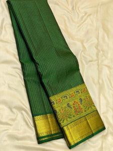 Classic Green 2gm Zari Paithani Vaira Oosi Checks Kanchipuram Handloom Silk Saree SS26503