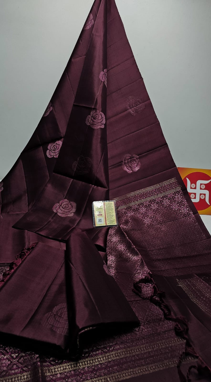 Classic Plum Elegance Handloom Soft Silk Saree SS25736