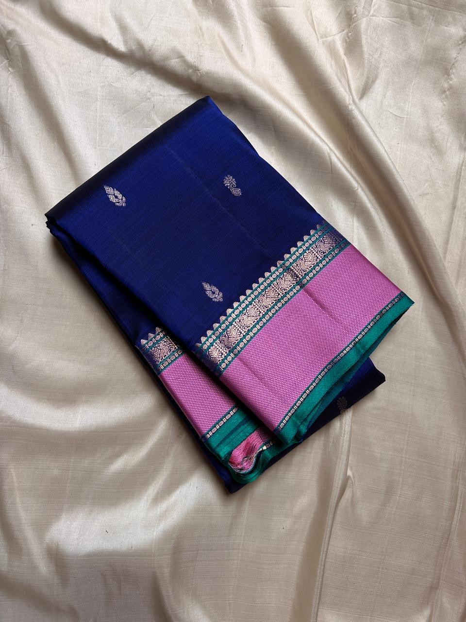 Classic Navy Blue & Light Pink Elegance Kanchipuram Handloom Silk Saree SS24537