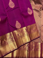 Load image into Gallery viewer, Classic Vadamalli 2gm Zari Brocade Bridal Elegance Kanchipuram Handloom Silk Saree SS26974
