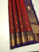 Load image into Gallery viewer, Classic Brick Red &amp; Violet Double Warp Elegance Handloom Soft Silk Saree SS26691
