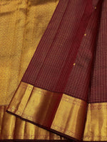 Load image into Gallery viewer, Classic Maroon 2gm Zari Vaira Oosi Checks Elegance Kanchipuram Handloom Silk Saree SS24740
