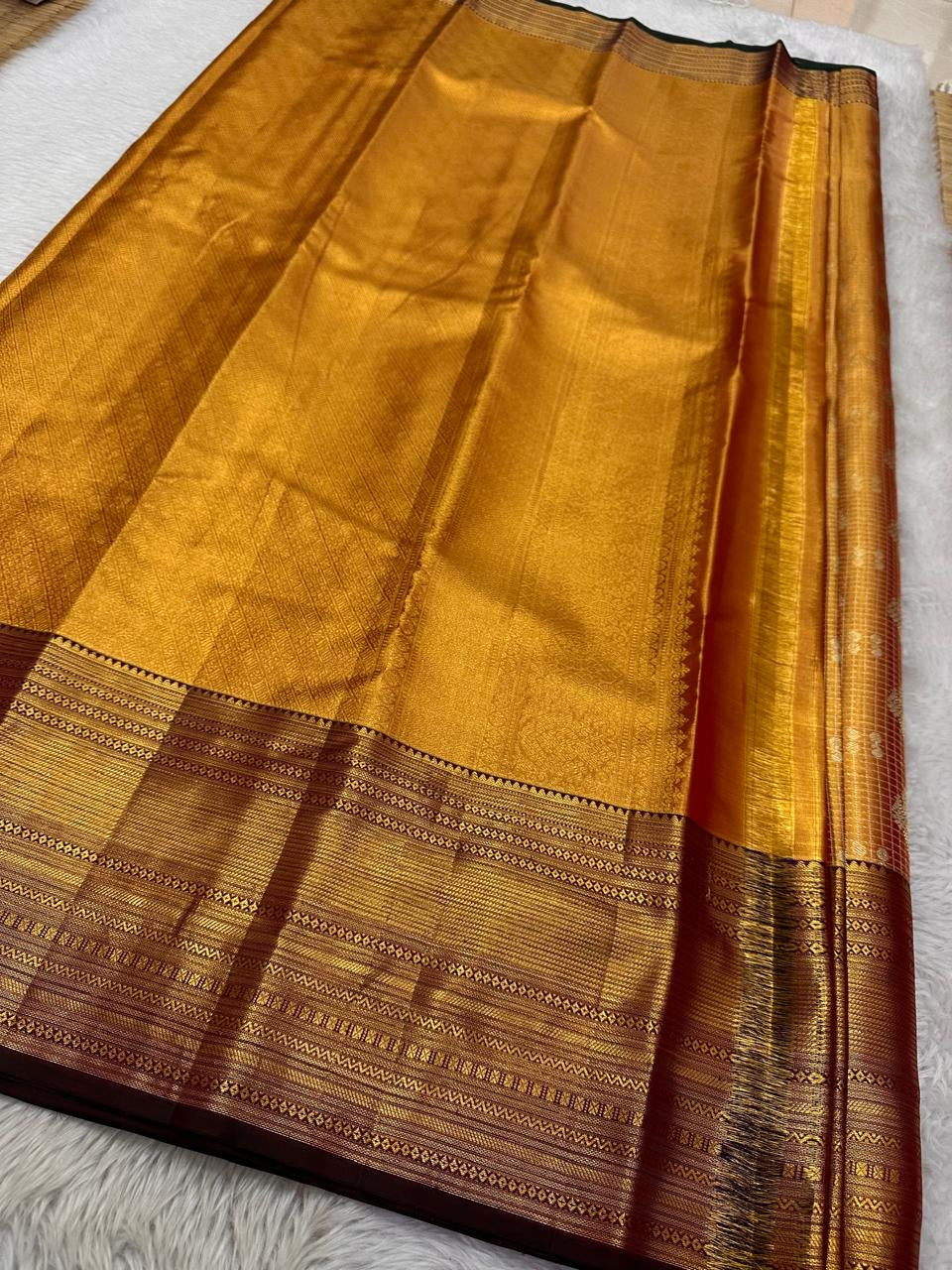 Classic Golden Yellow Elegance Kanchipuram Handloom Silk Saree SS23610