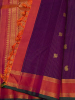 Load image into Gallery viewer, Classic Berry Pink &amp; Burnt Orange 2gm Zari Pearl strips Elegance Kanchipuram Handloom Silk Saree SS28568
