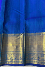 Load image into Gallery viewer, Classic Sea Green &amp; Royal Blue 2gm Zari Elegance Kanchipuram Handloom Silk Saree SS24126
