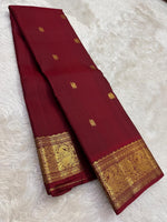 Load image into Gallery viewer, Classic Cherry Red Bridal Elegance Kanchipuram Handloom Silk Saree SS27193
