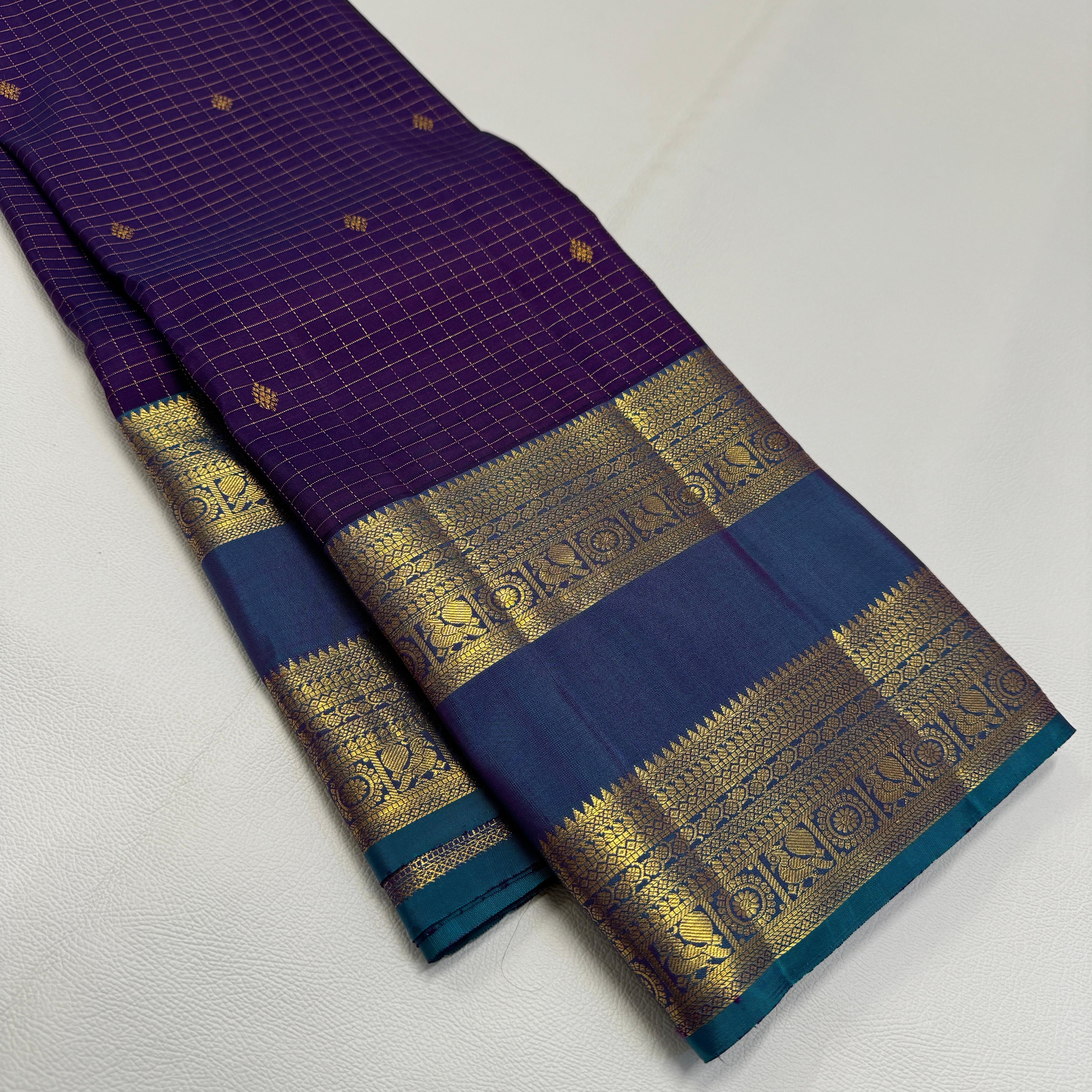 Classic Berry Violet & Teal Blue Vaira Oosi 1gm Zari Elegance Kanchipuram Handloom Silk Saree SS23584