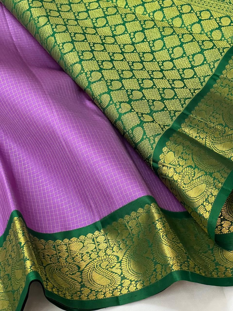 Classic Lilac & Deep Green 2gm Zari Elegance Kanchipuram Handloom Silk Saree SS24815